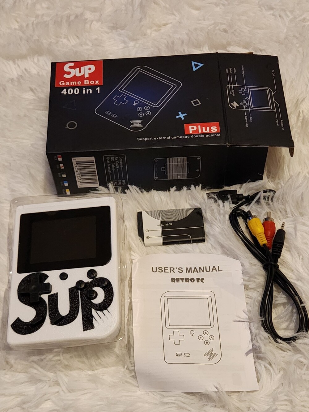 NEW Sup Game Box Plus 400-in-1 Handheld Retro Console - White